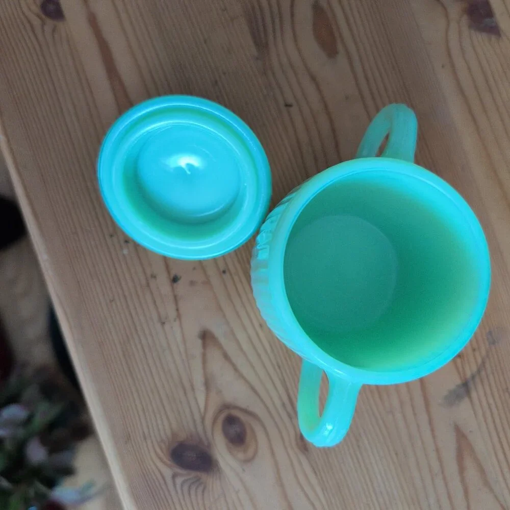 Vintage Jaedite Sugar Bowl With Lid And Creamer - Picture 3 of 8
